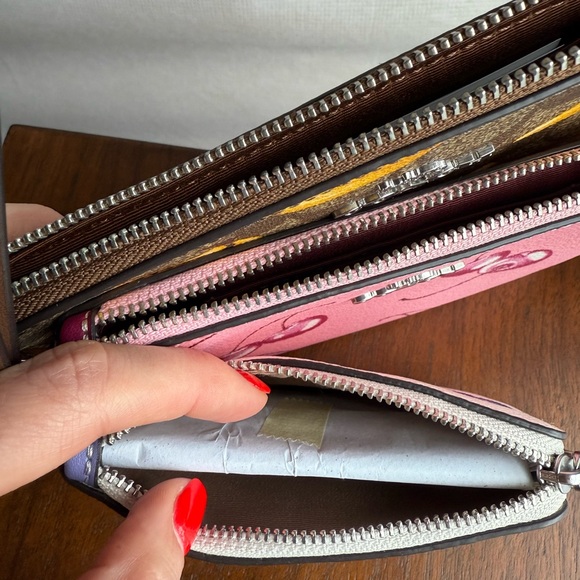 NWT Coach Corner Zip Trio with Fruit Print - Picture 7 of 8